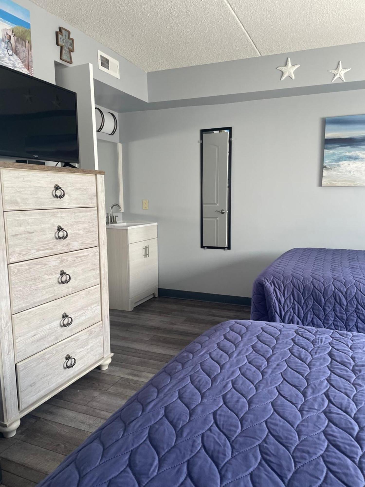 Acacia Beachfront Resort Уайлдууд Крест Екстериор снимка