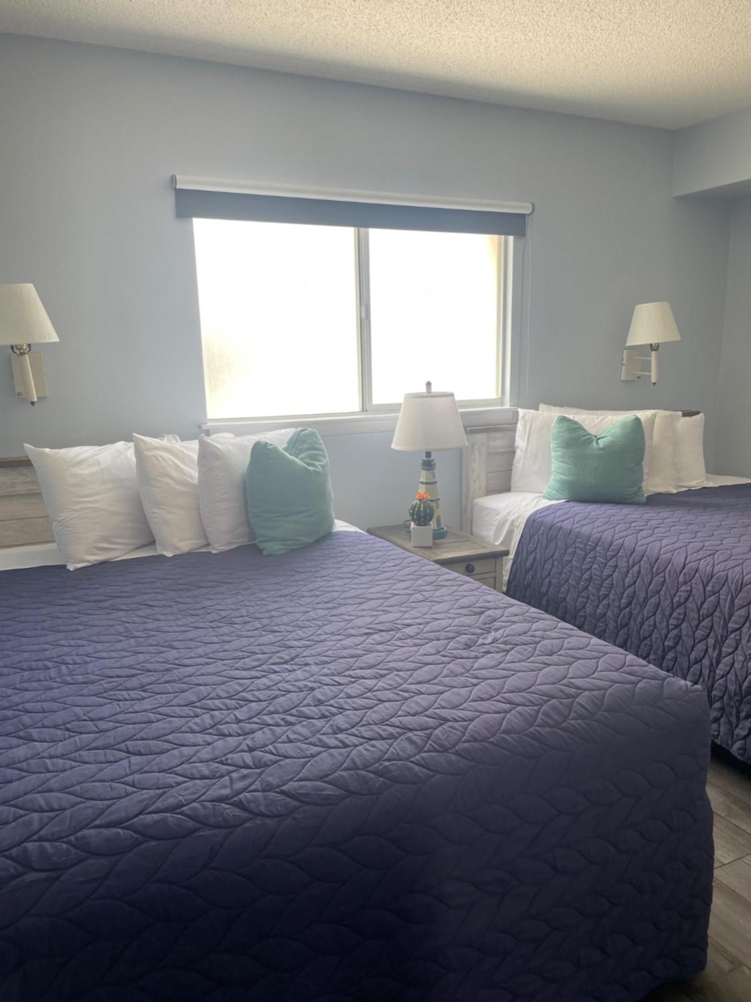 Acacia Beachfront Resort Уайлдууд Крест Екстериор снимка