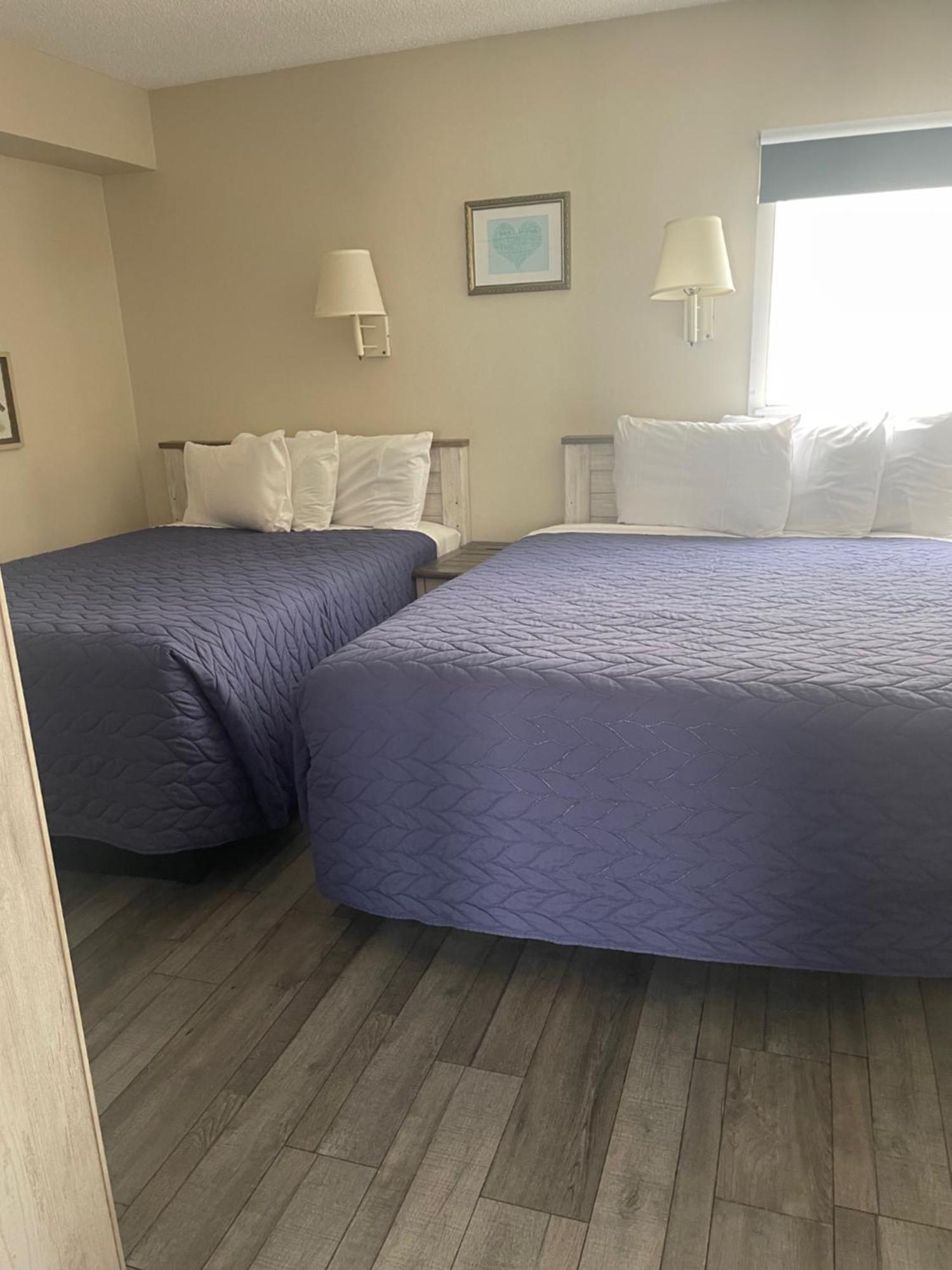 Acacia Beachfront Resort Уайлдууд Крест Екстериор снимка
